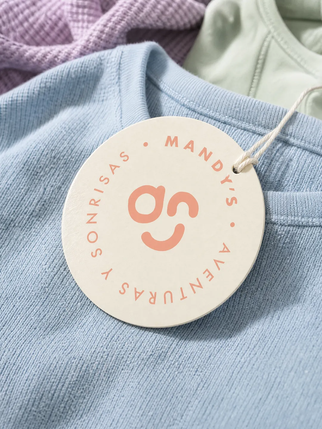 Mandy's Kids: etiqueta de indumentaria