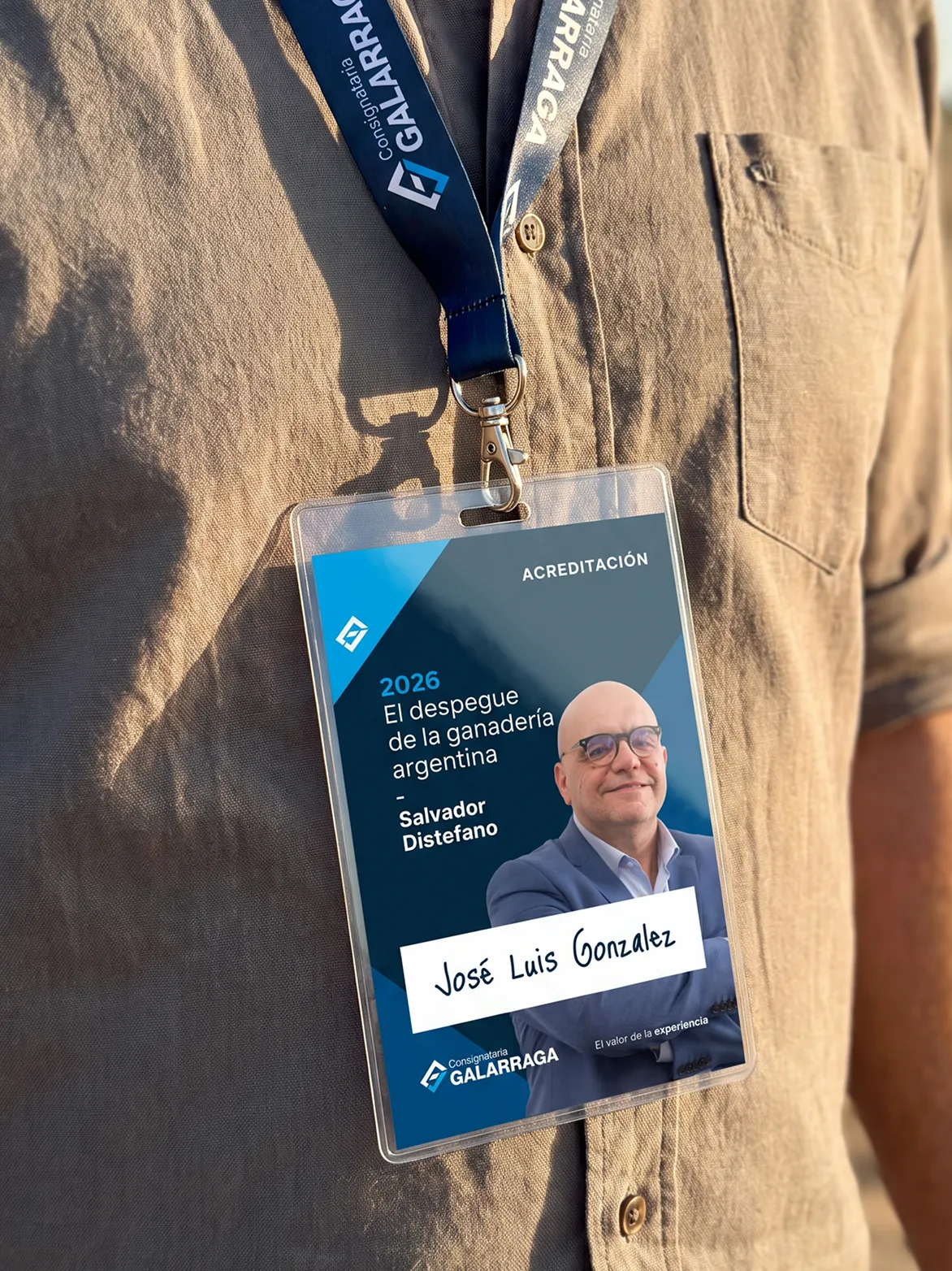 Credencial de acreditación con lanyard
