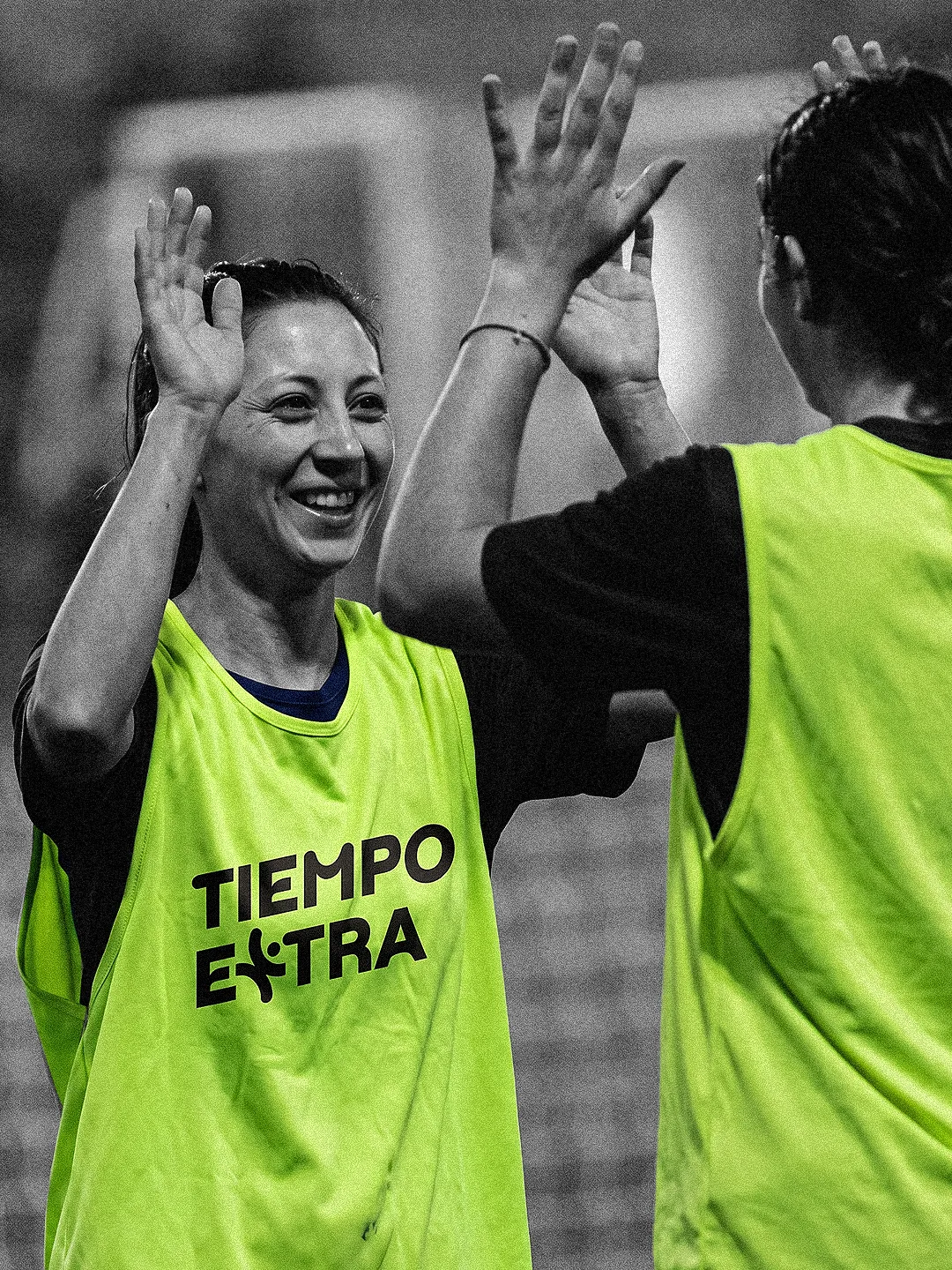 Tiempo Extra: pecheras en la cancha