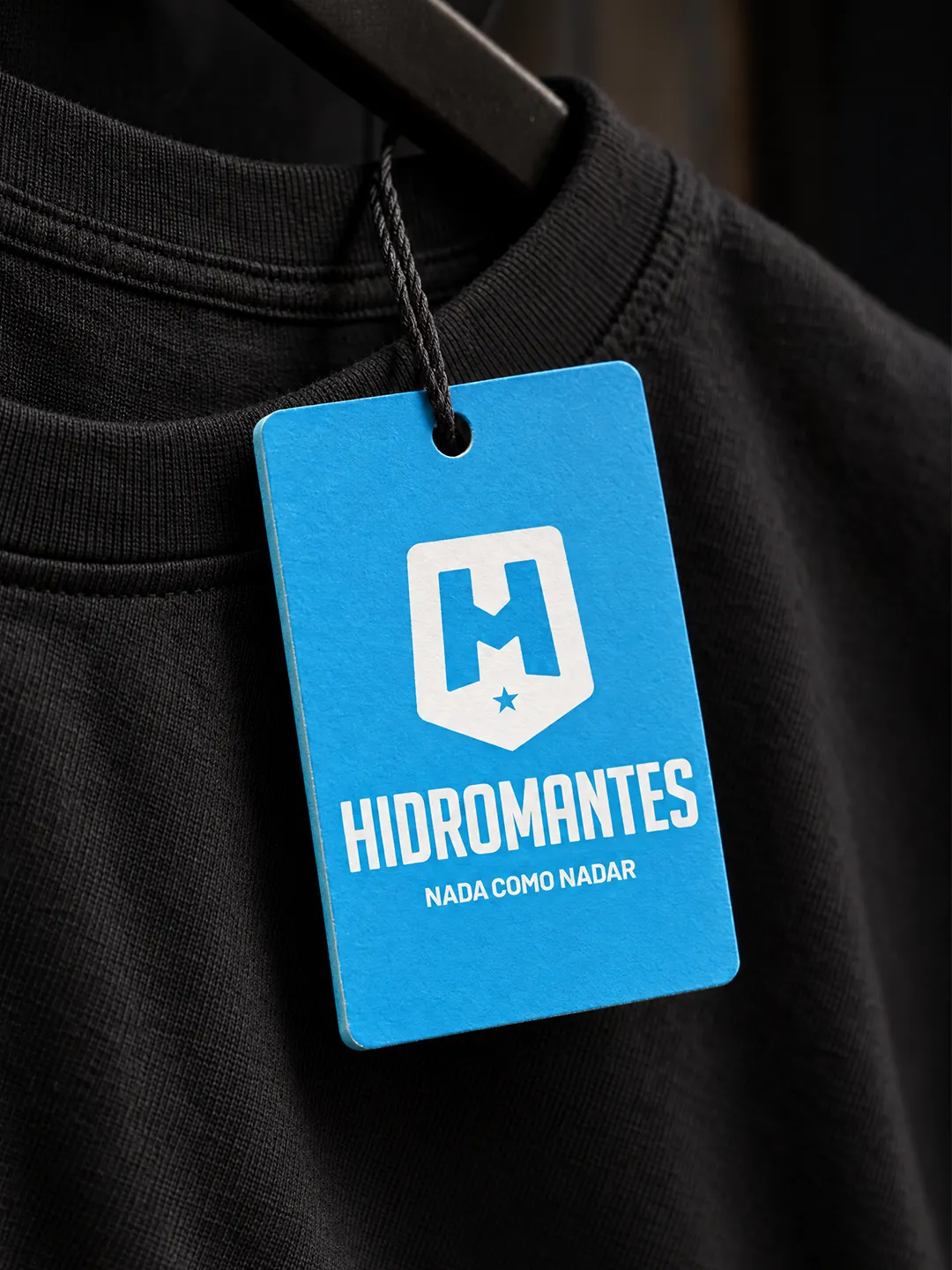 Hidromantes: etiqueta de indumentaria